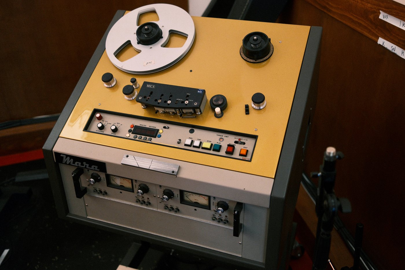 Citizen Vinyl, photograph 12